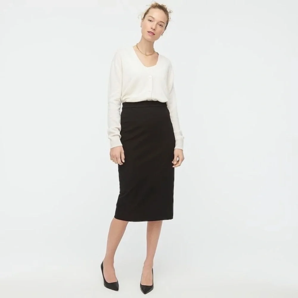 New w Tag: J Crew No 3 Pencil Skirt in Black. Size 12